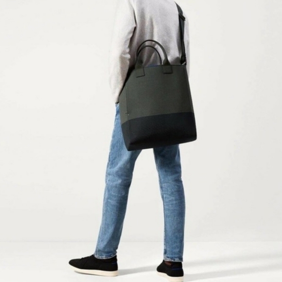 ROTHY'S THE CARRYALL TOTE LAPTOP BUSINESS BAG IN FOREST GREEN BLACK COLORBLOCK - Picture 1 of 10